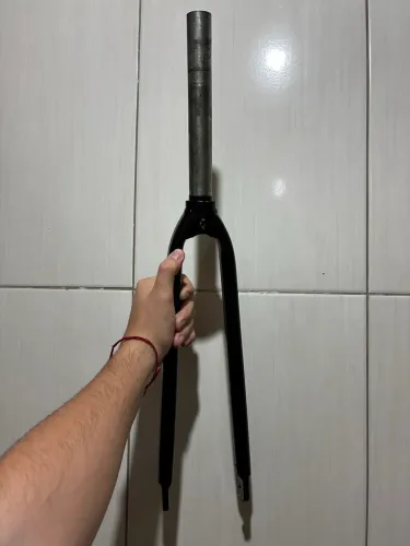 GARFO FIB DE ALUMÍNIO SPEED 700c - ÓTIMO ESTADO - PRONTO PRA USAR