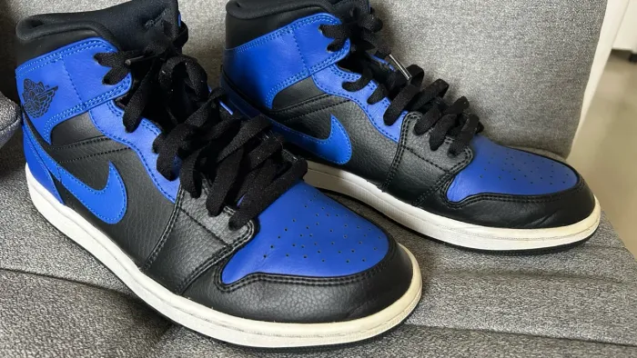 TÊNIS NIKE AIR JORDAN 1 MID HYPER ROYAL 41