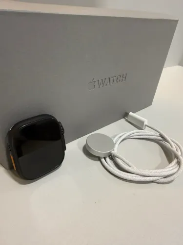 Apple Watch Ultra Black 2 GPS + Celular Caixa preta de titânio de 49 mm