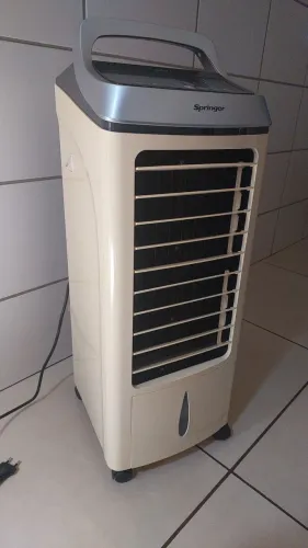 Vendo climatizador de ar Springuer Wid com controle remoto e manual de instruções  