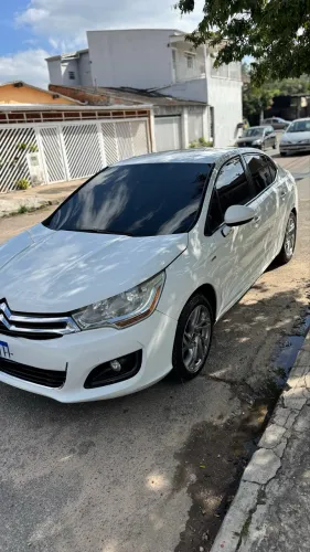 Citroen C4 Lounge Tendance 1.6 Turbo 4P AUT 2015