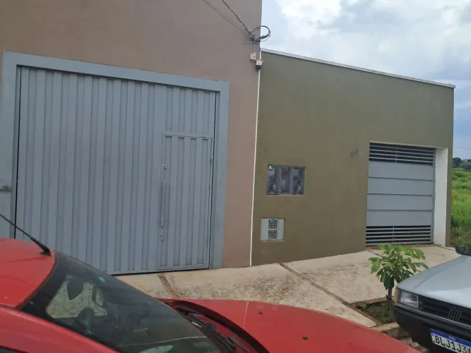 Linda casa, com um barracão pronto de 100 metros, tudo pronto