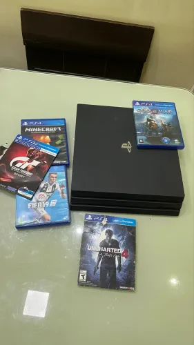 Playstation 4 PRO 1tb