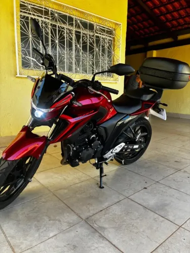 Yamaha Fazer FZ25 Connected