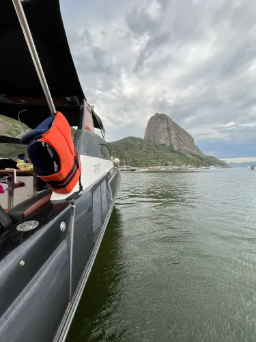 lancha Triton - Marina da Glória 97 mil