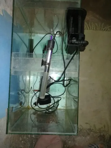 Aquário 30x60x40 + bombinha +termômetro 200,00