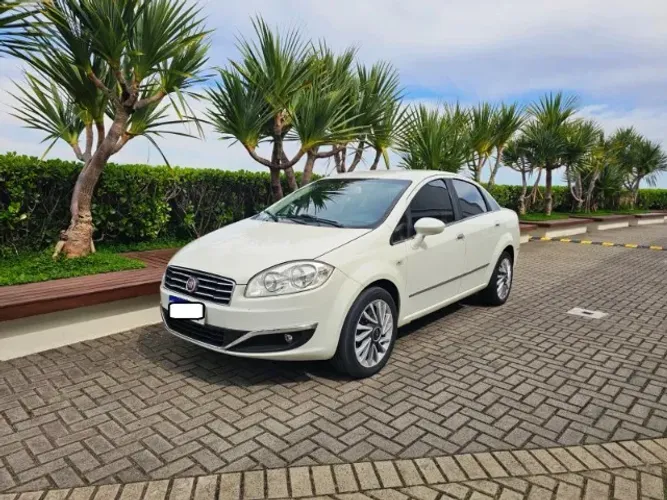 Fiat Linea Absolute 1.9/1.8 Flex Dualogic 4P 2016