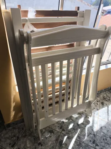 Berço e cadeirinha 