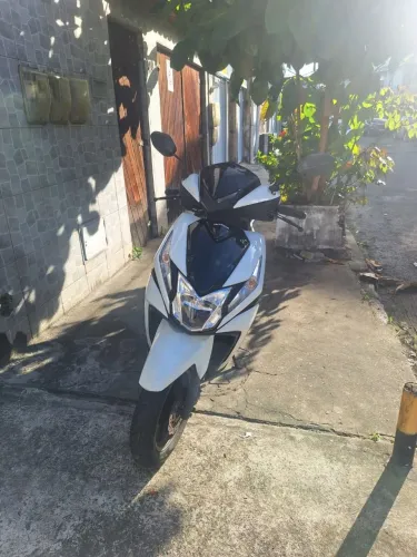 Honda Elite 24/25