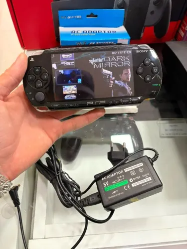 Psp modelo 1000 carregador com jogos -- FAÇO OLX