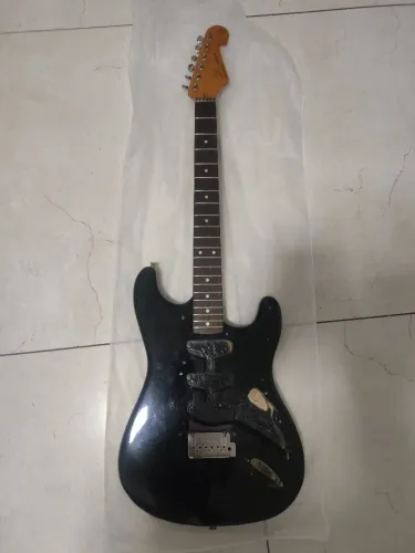 Guitarra Sx pra Restaurar