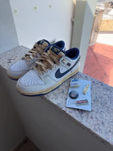 Tênis Nike Dunk Low x Stranger Things 36BR