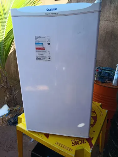Frigor bar semi novo 120 litros