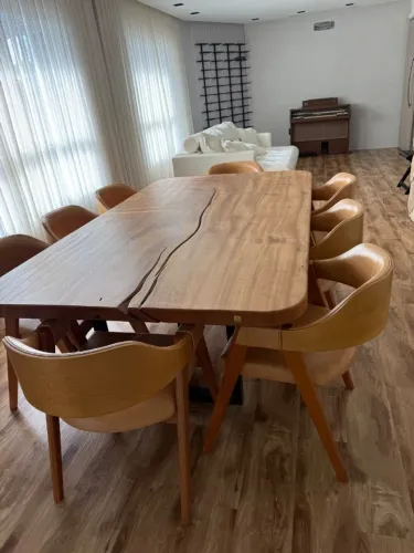 Mesa de jantar madeira maciça
