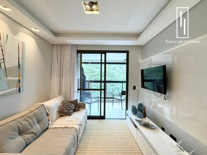 Apartamento com vista para o verde no Lanai