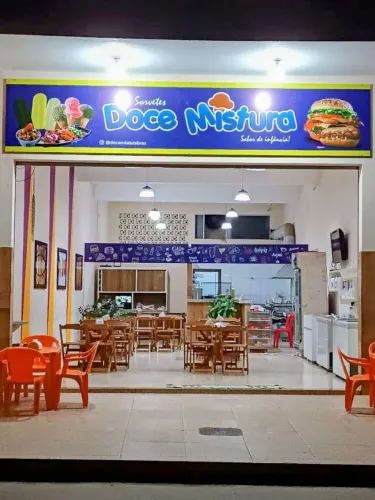 Vende-se sorveteria em pleno funcionamento!