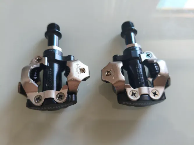 Pedal de clipe Shimano PD-M540, novo na caixa!
