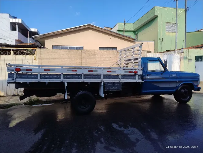 Vendo F 4000 1980