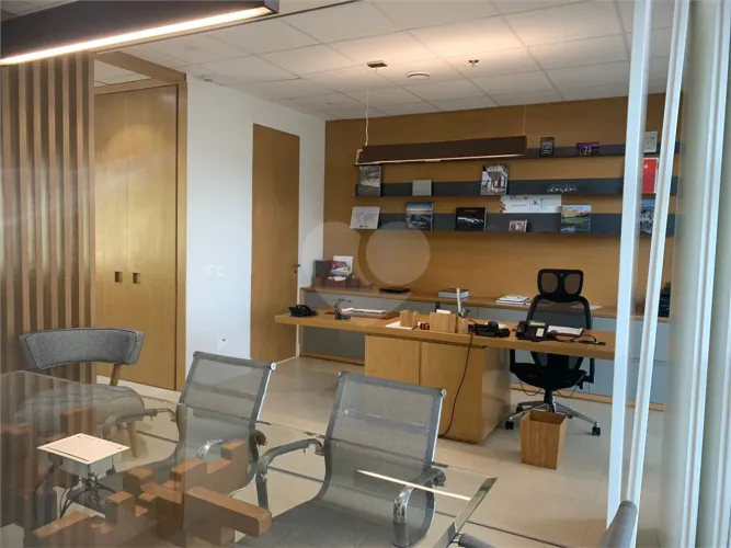 Sala à venda no condomínio Capital Corporate Office, São Paulo - SP