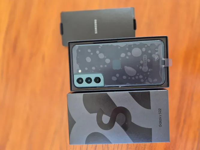 Vende-se Galaxy S22 128GB Verde