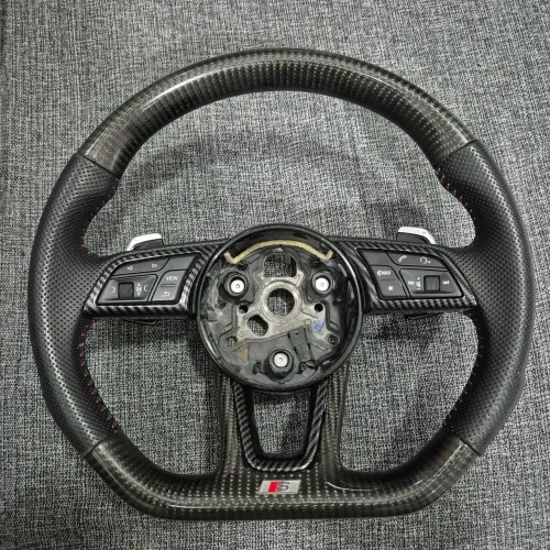 Volante Audi base reta carbono