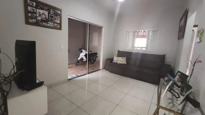 Casa a venda em Trindade-GO