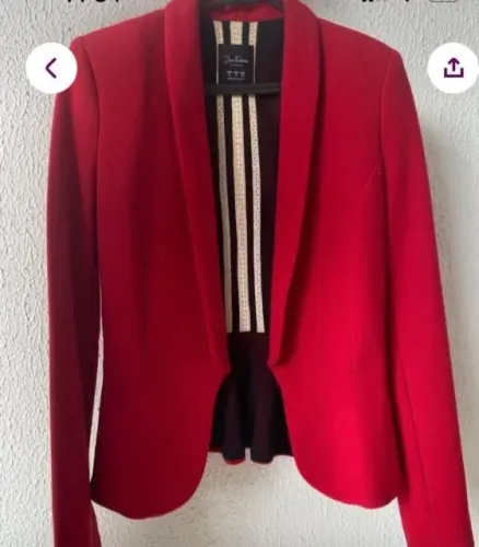 Blazer acinturado ZARA tamanho S Vermelho