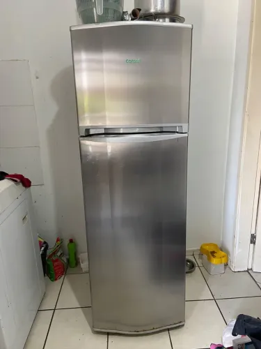 Vendo Geladeira Frost free