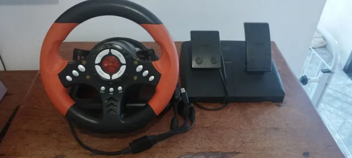 Volantes + Pedais gamer - LEIA A DESCRIÇÃO DO ANÚNCIO