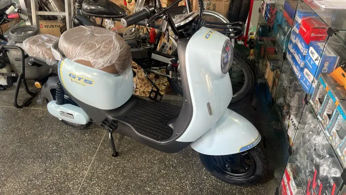 Motinha elétrica n precisa de CNH nem de emplacamento 