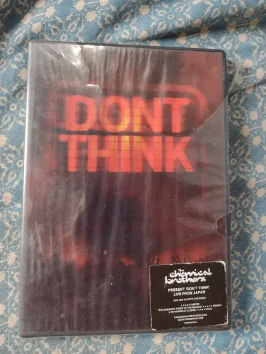 DVD/CD duplo Chemical Brothers ao vivo no Japão
