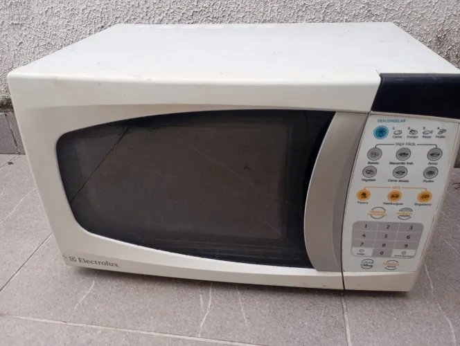 Microondas Electrolux 20 litros