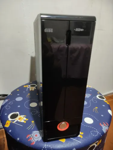 Computador cpu mini processador i7 8 GB de memória M2 de 256 gb placa de video GT 710 2 gb