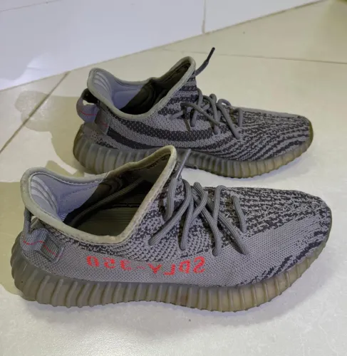 Tênis Yeezy boost 350 v2 Beluga