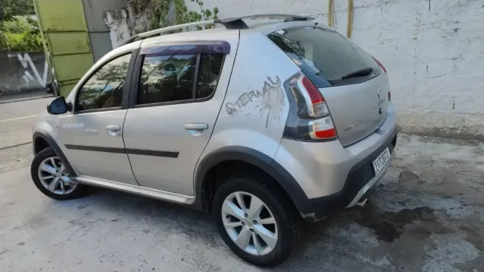 Renault Sandero Stepway Hi-flex 1.6 16V 5P 2012