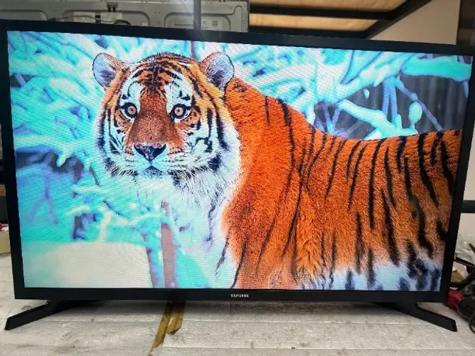 Tv Samsung 32 polegadas smart full HD (garantia e parcelamento no cartão)