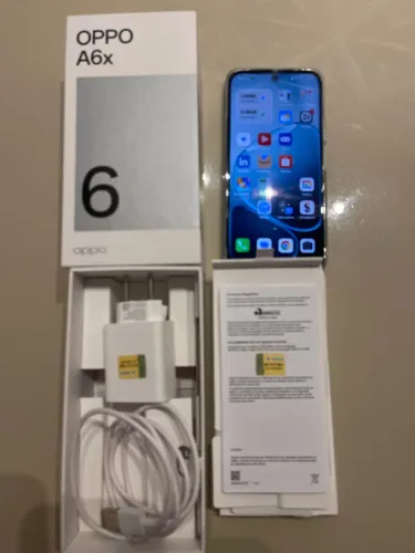 Vendo Celular Novo na Caixa