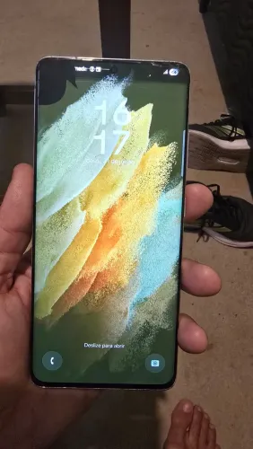 S21 ultra 256 tela funciona mas tem detalhes porem da pra usar