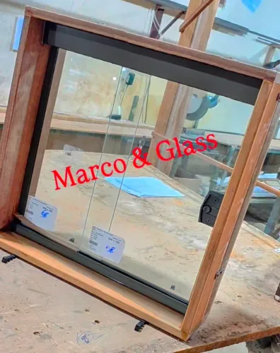 Janela 2 folhas 0,60x0,60 - Vidro Blindex Incolor - Marco 10