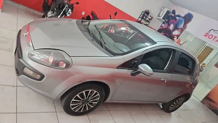 Fiat Punto Attractive 1.4 Fire Flex 8V 5P 2016