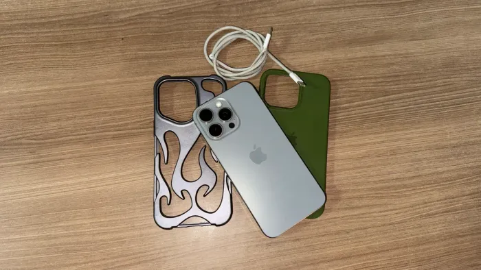 iPhone 15 pro Max 256gb titânio 