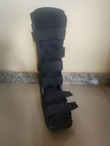 BOTA ORTOPÉDICA BILATERAL