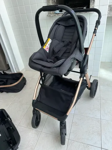 Carrinho de Bebê 3 em 1 Infanti Romanzo