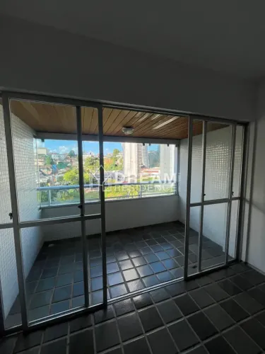 Imóvel para venda tem 70 metros quadrados com 3 quartos em Encruzilhada - Recife - PE