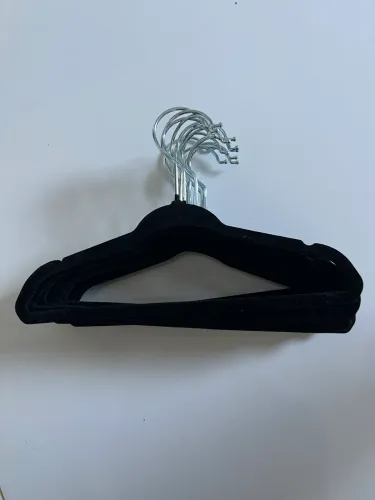 Kit 15 cabide veludo infantil preto 