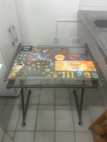 Mesa de vidro para estudo 