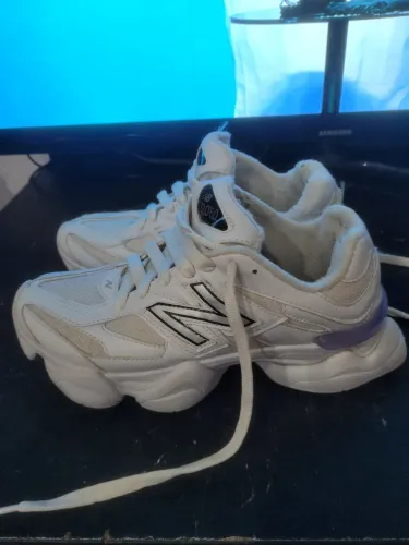 Tênis feminino NEW BALANCE 36