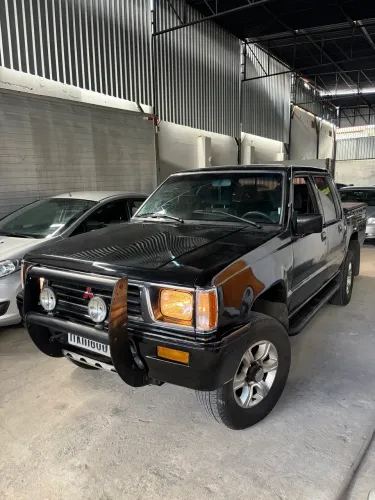 Mitsubishi L200 GL 2.5 4X4 CD Diesel 1999