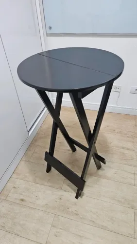 Mesa Bistrô Alta Dobrável Madeira Preta Redonda 59cm