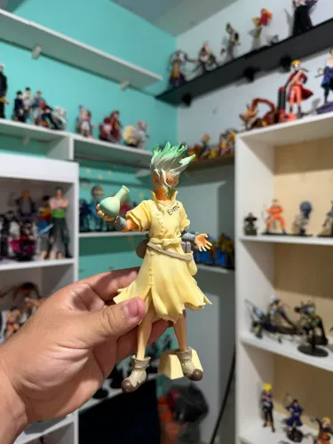 Action figure - Dr Stone 
